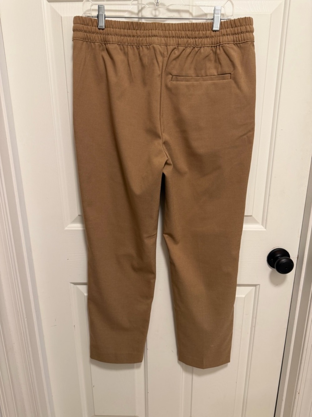 Banana Republic Pull-on Tapered Pants Size Medium - Picture 2 of 6